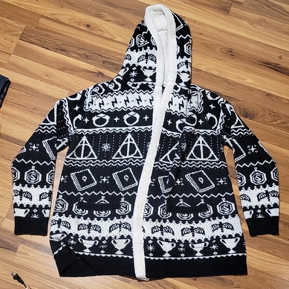 Warner Bros. Harry Potter Black and White Knit